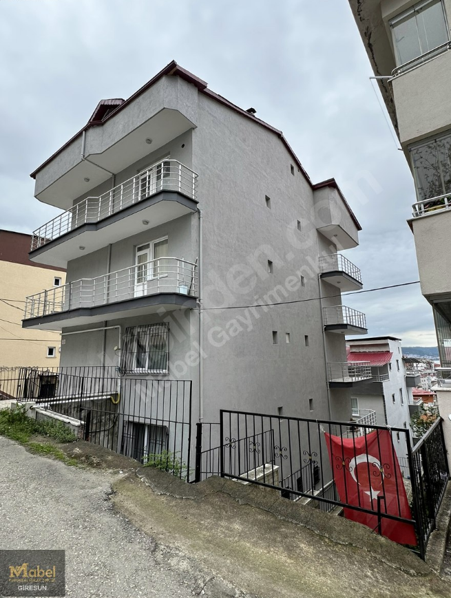 NİZAMİYE MAHALLESİ DENİZ MANZARALI GENİŞ DUBLEX DAİRE